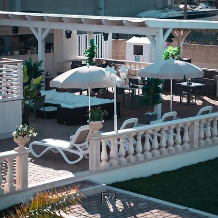 La Palazzina Bed & Breakfast Porto Cesareo Eksteriør billede