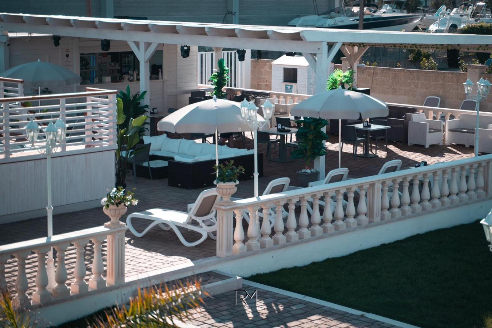 La Palazzina Bed & Breakfast Porto Cesareo Eksteriør billede