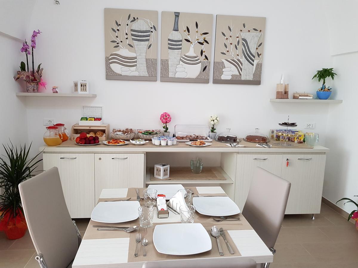 La Palazzina Bed & Breakfast Porto Cesareo Eksteriør billede