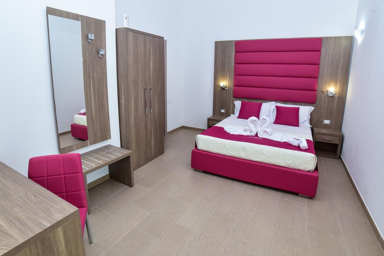 La Palazzina Bed & Breakfast Porto Cesareo Eksteriør billede